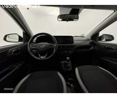 Hyundai i10 1.0 MPI Klass de 2024 con 8.183 Km por 12.900 EUR. en Barcelona