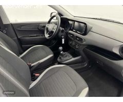 Hyundai i10 1.0 MPI Klass de 2024 con 8.183 Km por 12.900 EUR. en Barcelona