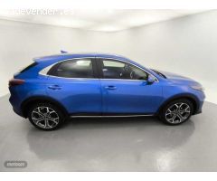 Kia XCeed 1.5 MHEV Tech de 2021 con 46.150 Km por 20.200 EUR. en Barcelona