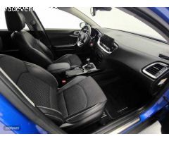 Kia XCeed 1.5 MHEV Tech de 2021 con 46.150 Km por 20.200 EUR. en Barcelona