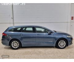 Ford Mondeo Hybrid de 2020 con 130.000 Km por 13.800 EUR. en Sevilla