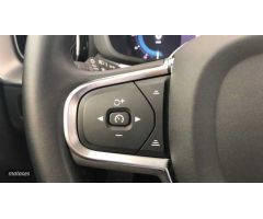 Volvo XC 60 Core, B4 Semihibrido, Diesel de 2024 con 28.750 Km por 42.600 EUR. en Almeria