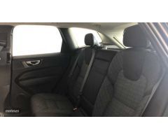 Volvo XC 60 Core, B4 Semihibrido, Diesel de 2024 con 28.630 Km por 42.600 EUR. en Almeria