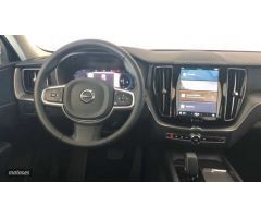 Volvo XC 60 Core, B4 Semihibrido, Diesel de 2024 con 28.630 Km por 42.600 EUR. en Almeria