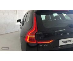 Volvo XC 60 Core, B4 Semihibrido, Diesel de 2024 con 28.630 Km por 42.600 EUR. en Almeria
