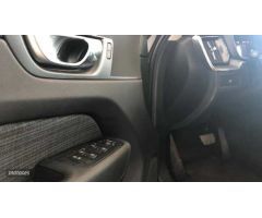 Volvo XC 60 Core, B4 Semihibrido, Diesel de 2024 con 28.630 Km por 42.600 EUR. en Almeria