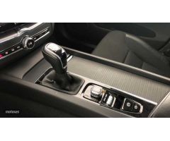 Volvo XC 60 D3 Business Plus Manual de 2020 con 92.775 Km por 28.900 EUR. en Almeria