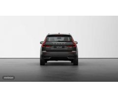 Volvo XC 60 2.0 T6 RECHARGE PLUS DARK AUTO 4WD 5P de 2024 con 1 Km por 61.500 EUR. en Madrid