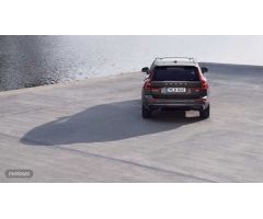 Volvo XC 60 2.0 T6 RECHARGE PLUS DARK AUTO 4WD 5P de 2024 con 1 Km por 61.500 EUR. en Madrid