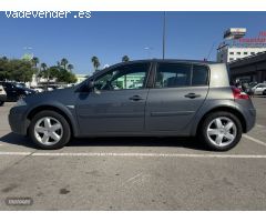 Renault Megane 1.5 dci Emotion de 2008 con 150.000 Km por 4.250 EUR. en Barcelona