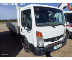 Nissan Cabstar 35.11 CAJA ABIERTA. de 2010 con 320.000 Km por 6.700 EUR. en Murcia