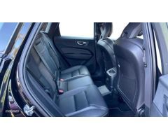 Volvo XC 60 2.0 T6 RECHARGE R-DESIGN AUTO 4WD 340 5P de 2021 con 51.401 Km por 37.900 EUR. en Madrid