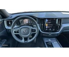 Volvo XC 60 2.0 T6 RECHARGE R-DESIGN AUTO 4WD 340 5P de 2021 con 51.401 Km por 37.900 EUR. en Madrid