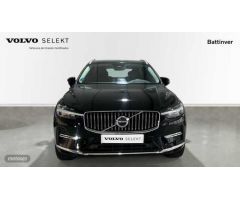 Volvo XC 60 2.0 T6 RECHARGE CORE AUTO 4WD 350 5P de 2024 con 18.315 Km por 45.900 EUR. en Madrid