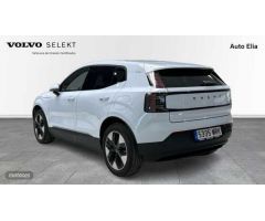 Volvo EX30 EX30 Core, Single Motor Extended Range, Electrico de 2024 con 20.500 Km por 33.500 EUR. e