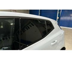 Volvo EX30 EX30 Core, Single Motor Extended Range, Electrico de 2024 con 20.500 Km por 33.500 EUR. e