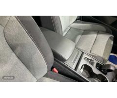 Volvo XC40 XC40 Core, B3 Mild Hybrid, Gasolina de 2024 con 12.500 Km por 36.500 EUR. en Madrid