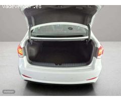 Hyundai i40 1.6 GDI Link de 2018 con 77.000 Km por 11.000 EUR. en Madrid