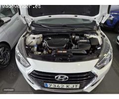 Hyundai i40 1.6 GDI Link de 2018 con 77.000 Km por 11.000 EUR. en Madrid