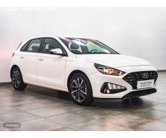 Hyundai i30 1.5 DPI Klass SLX 110 de 2024 con 16.385 Km por 19.990 EUR. en Guipuzcoa