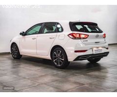 Hyundai i30 1.5 DPI Klass SLX 110 de 2024 con 16.385 Km por 19.990 EUR. en Guipuzcoa