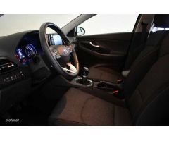 Hyundai i30 1.5 DPI Klass SLX 110 de 2024 con 17.500 Km por 19.990 EUR. en Guipuzcoa