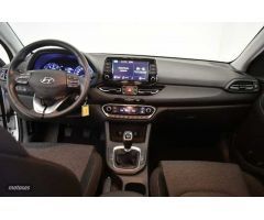 Hyundai i30 1.5 DPI Klass SLX 110 de 2024 con 17.500 Km por 19.990 EUR. en Guipuzcoa