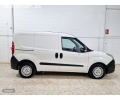 Opel Combo van  live de 2016 con 35.000 Km por 9.500 EUR. en Sevilla