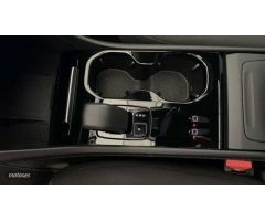 Volvo XC40 TODOTERRENO BEV 70KWH RECHARGE ULTIMATE 231CV 5P de 2023 con 19.729 Km por 41.900 EUR. en