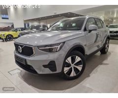 Volvo XC40 XC40 CORE B3 (G) MILD HYBRID con 1 Km por 39.900 EUR. en Navarra