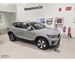 Volvo XC40 XC40 CORE B3 (G) MILD HYBRID con 1 Km por 39.900 EUR. en Navarra