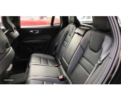 Volvo V 60 2.0 B4 D PLUS DARK AUTO 197 5P de 2025 con 1 Km por 47.300 EUR. en La Rioja