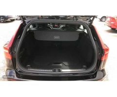 Volvo V 60 2.0 B4 D PLUS DARK AUTO 197 5P de 2025 con 1 Km por 47.300 EUR. en La Rioja
