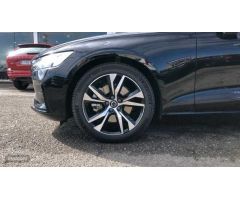 Volvo V 60 2.0 B4 D PLUS DARK AUTO 197 5P de 2025 con 1 Km por 47.300 EUR. en La Rioja