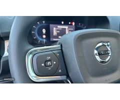 Volvo XC40 2.0 B3 CORE AUTO 163 5P de 2024 con 5 Km por 38.600 EUR. en La Rioja