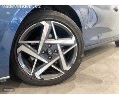 Hyundai i20 1.0 TGDI Tecno 48V 100 de 2024 con 16.300 Km por 21.600 EUR. en Barcelona