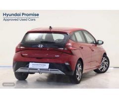 Hyundai i20 1.0 TGDI Klass 100 de 2024 con 10.880 Km por 18.500 EUR. en Alicante