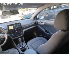 Hyundai Ioniq 1.6 GDI Tecno de 2021 con 50.000 Km por 21.500 EUR. en Madrid