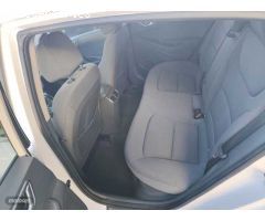 Hyundai Ioniq 1.6 GDI Tecno de 2021 con 50.000 Km por 21.500 EUR. en Madrid
