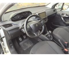 Peugeot 208 1.6 HDI ACTIVE 100 CV 5 PUERTAS. de 2019 con 148.000 Km por 9.000 EUR. en Murcia