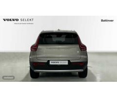Volvo XC40 1.5 T4 PHEV RECHARGE PLUS BRIGHT DCT 211 5P de 2023 con 15.242 Km por 40.700 EUR. en Madr