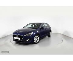 Hyundai i30 1.4 MPI Essence 100 de 2019 con 11.980 Km por 14.500 EUR. en Barcelona