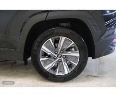 Hyundai Tucson 1.6 TGDI Maxx 4x2 de 2024 con 9.432 Km por 26.900 EUR. en Toledo