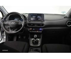 Hyundai Kona 1.0 TGDI Maxx 4x2 de 2023 con 10.344 Km por 18.600 EUR. en Lleida