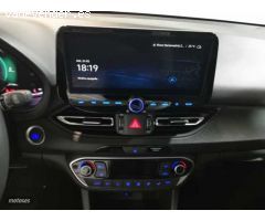 Hyundai i30 1.0 TGDI Tecno 48V 120 de 2023 con 11.708 Km por 21.900 EUR. en Madrid