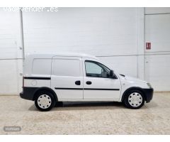 Opel Combo 1.3 cdti van de 2013 con 90.000 Km por 500 EUR. en Sevilla