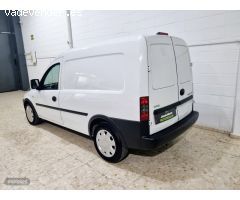 Opel Combo 1.3 cdti van de 2013 con 90.000 Km por 500 EUR. en Sevilla