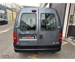Fiat Scudo 2.0JTD 109CV de 2004 con 470.000 Km por 4.750 EUR. en Navarra