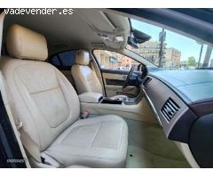 Jaguar XF 3.0 V6 Premium Luxury Aut. de 2011 con 148.000 Km por 11.990 EUR. en Barcelona