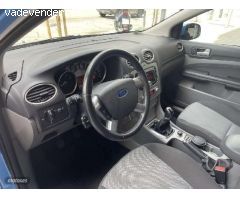 Ford Focus 1.6 Trend de 2010 con 158.000 Km por 6.500 EUR. en Barcelona